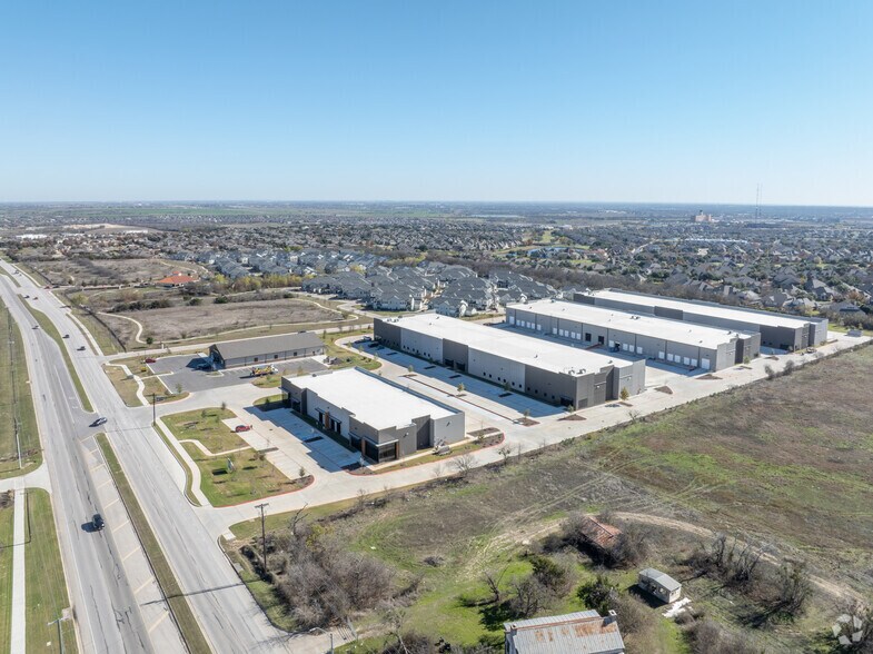 More Photos Of 1300 Westinghouse Rd, Georgetown Warehouse For Lease