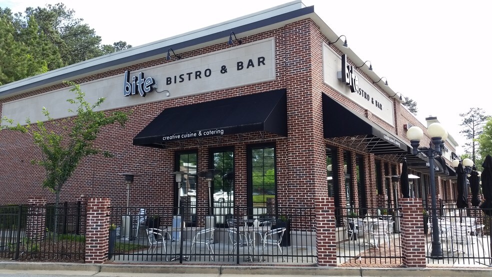 More Photos Of 11550 Webb Bridge Way, Alpharetta Unknown For Lease