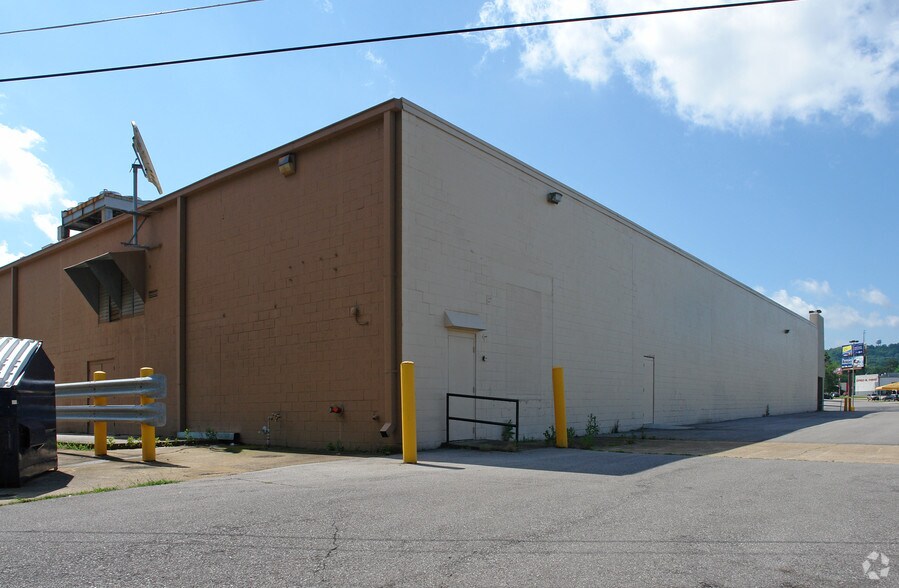 More Photos Of 110 Sutton Bridge Rd, Gadsden Unknown For Lease