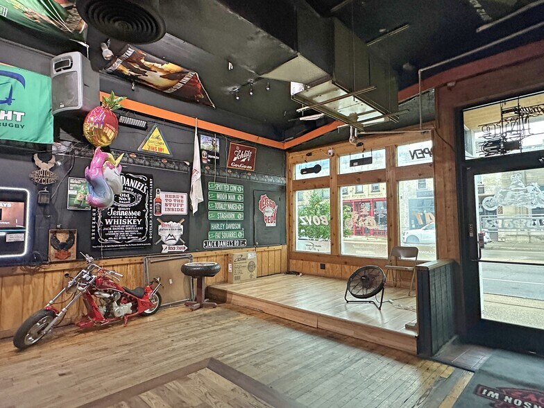 More Photos Of 219 S Main St, Fort Atkinson Bar For Sale
