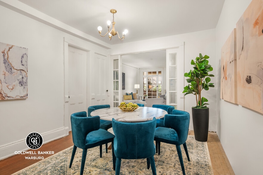 More Photos Of 132 W 73rd St, New York Apartments For Sale