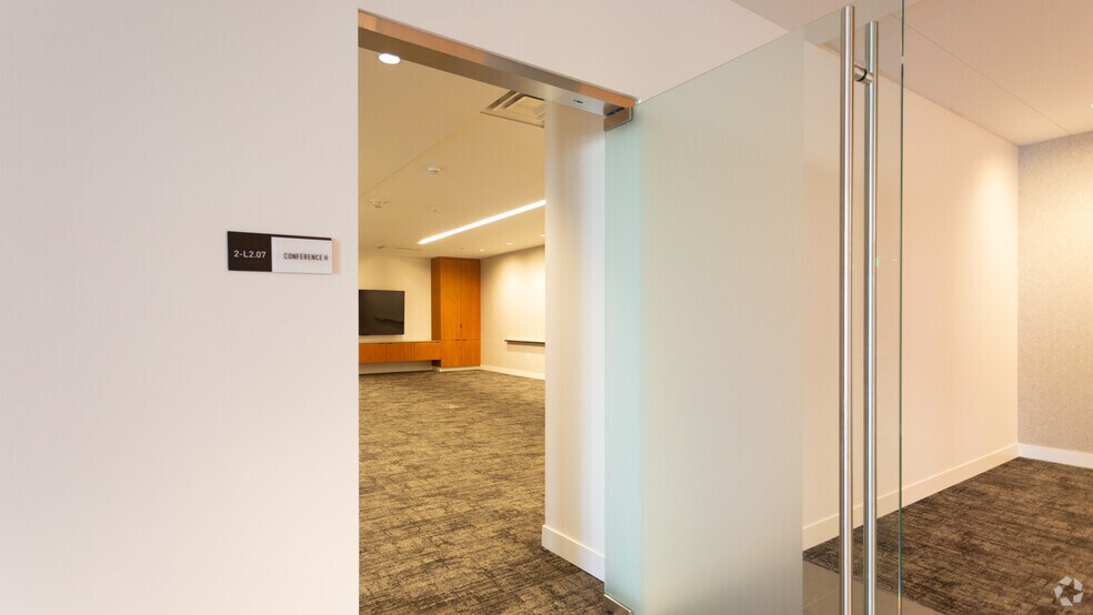 More Photos Of 1103 Lake Washington Blvd N, Renton Office For Sale