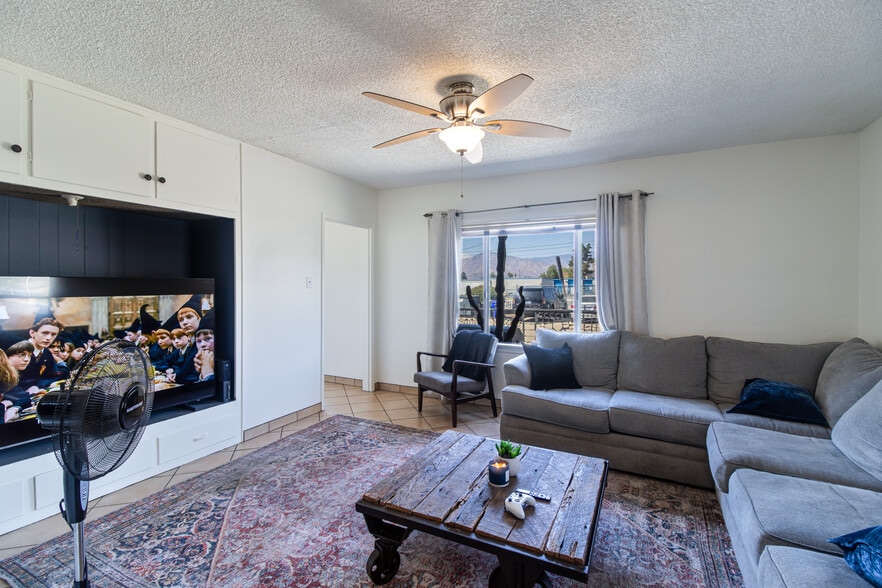 More Photos Of 2048 Mentone Blvd, Mentone Storefront Retail Residential For Sale