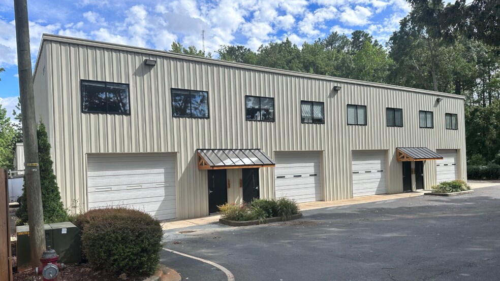 Primary Photo Of 809 Mt Vernon Rd, Raleigh Showroom For Lease