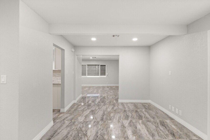 More Photos Of 612 S Jones Blvd, Las Vegas Office Residential For Sale