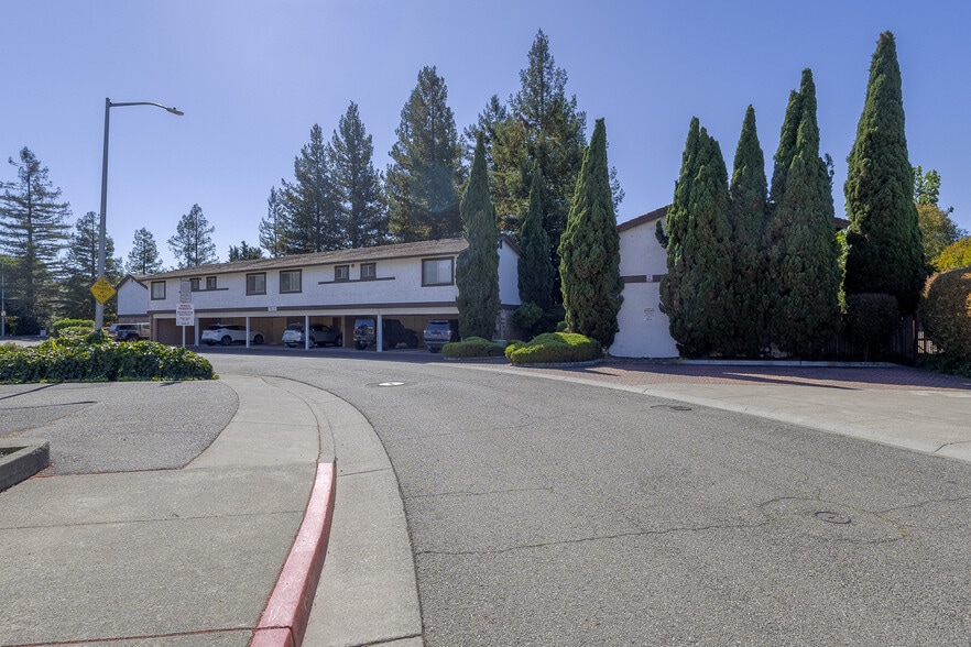 More Photos Of 7111 Marsh Way, Cotati Apartments For Sale