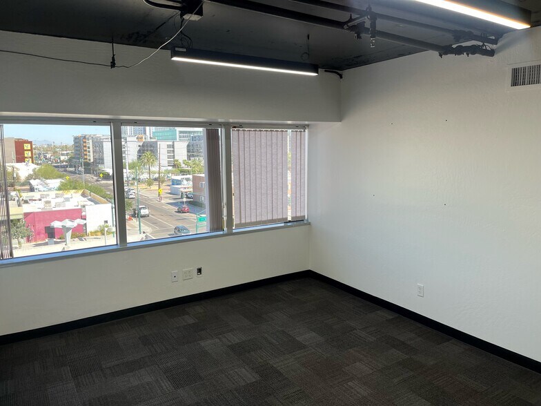 More Photos Of 1001 N central Ave, Phoenix Office For Sale