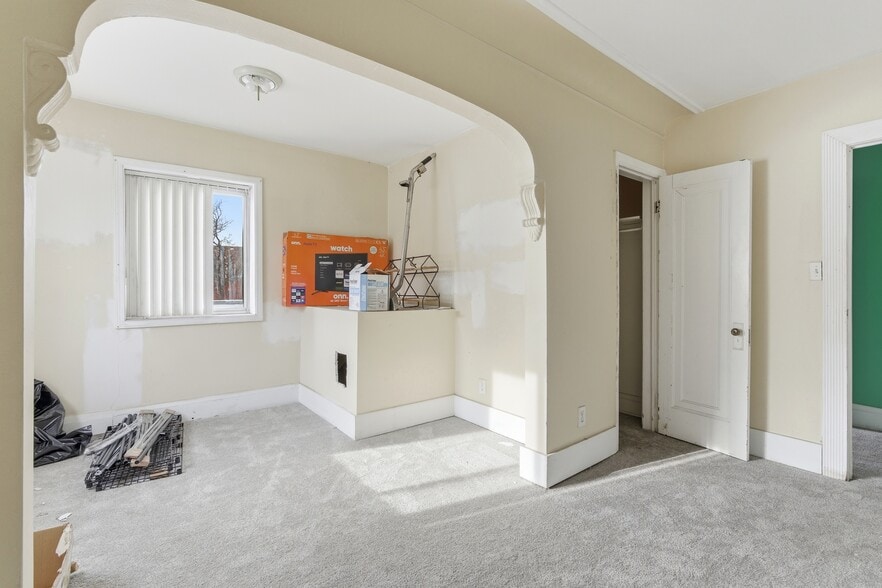 More Photos Of 4026 W McNichols Rd, Detroit Flex For Sale