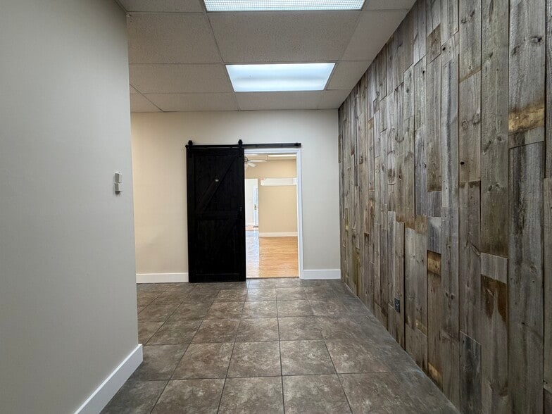 More Photos Of 4811 Trousdale Dr, Nashville Freestanding For Lease