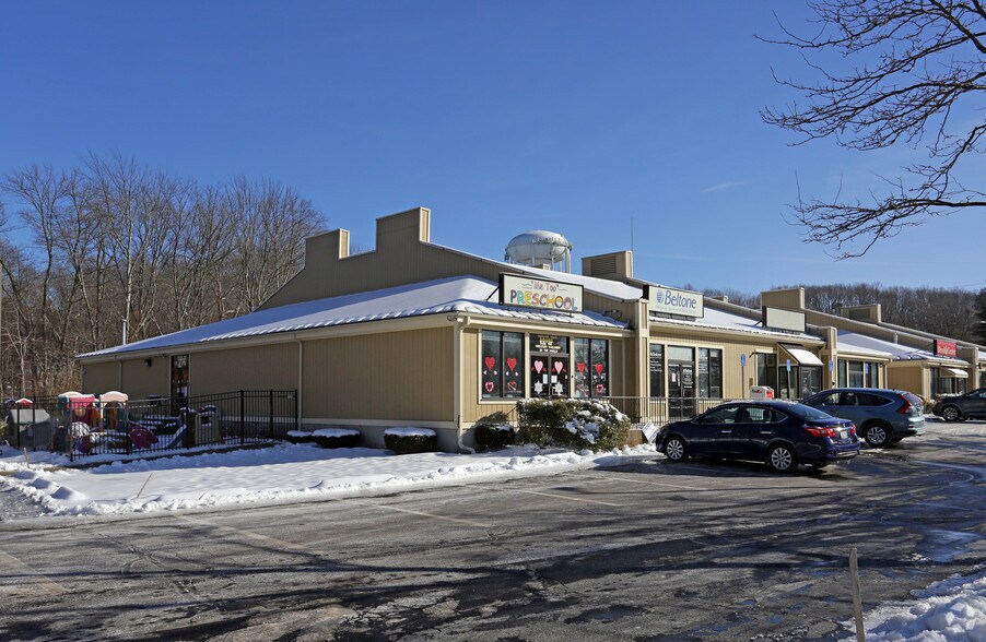 More Photos Of 2168 Diamond Hill Rd, Woonsocket Unknown For Lease