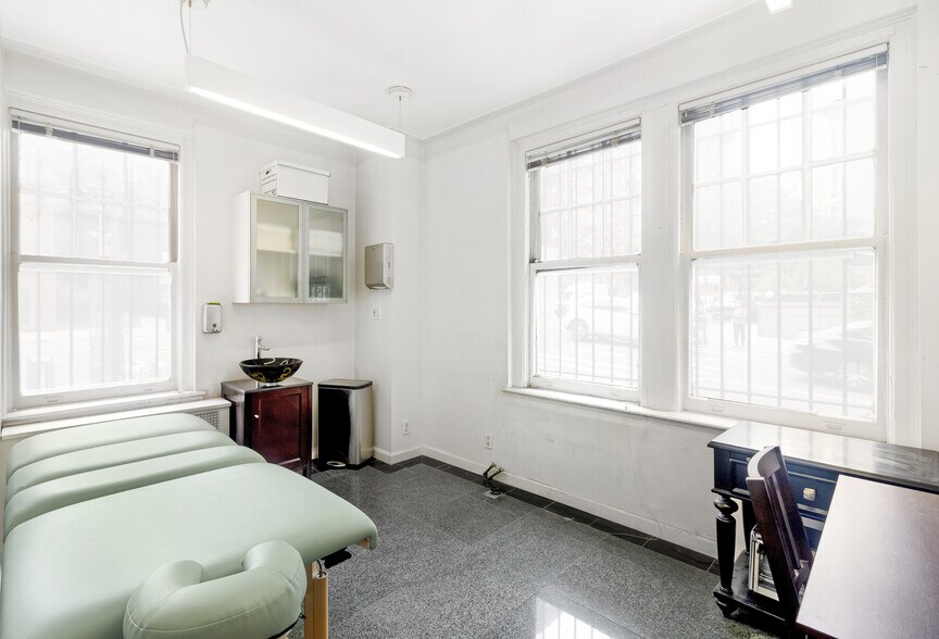 More Photos Of 136 E 36th St, New York Apartments For Sale