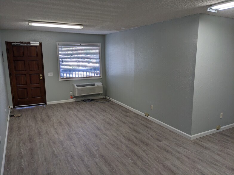 More Photos Of 9966 dolores St, Spring Valley Loft Creative Space For Sale