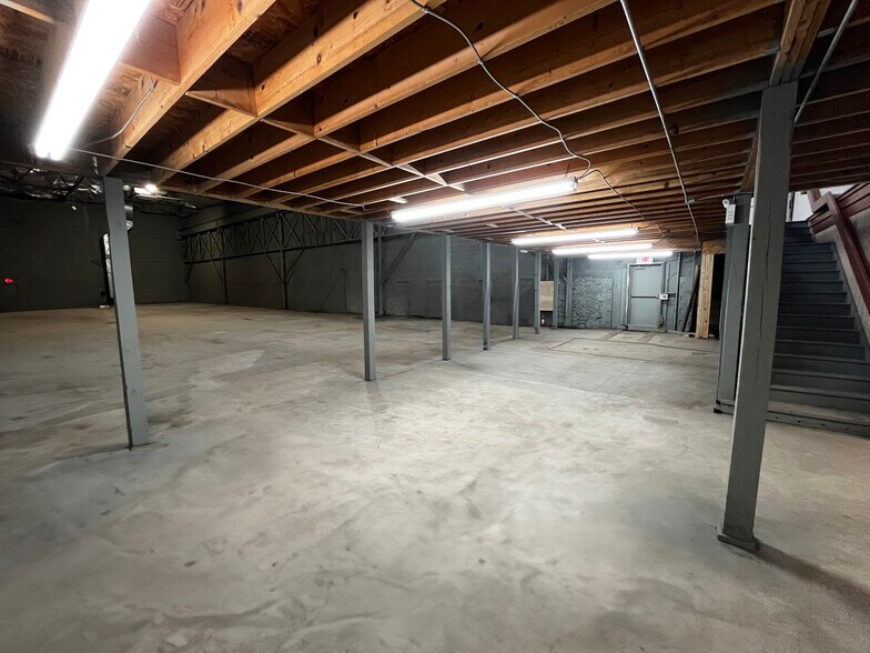 More Photos Of 255 S Mount Airy Rd, Coatesville Warehouse For Lease