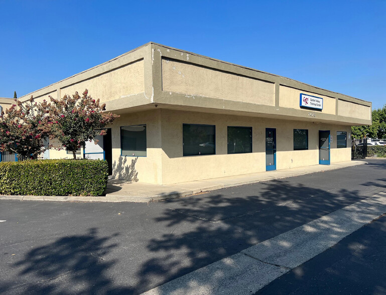 Primary Photo Of 7273 Murray Dr, Stockton Light Manufacturing For Lease