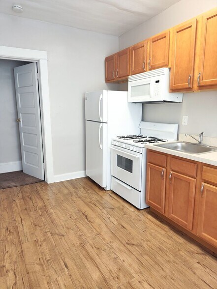 More Photos Of 2050 E 125 St, Cleveland Apartments For Sale