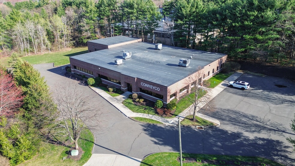 More Photos Of 47 Commerce Dr, Bristol Manufacturing For Sale