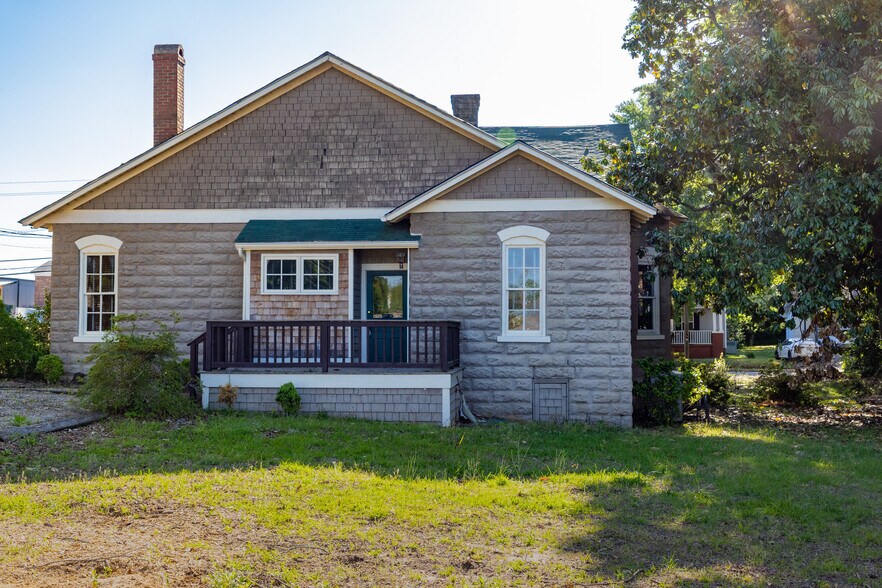 More Photos Of 314 S Green St, Thomaston Office For Sale