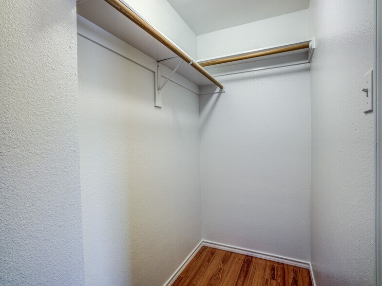 More Photos Of 1221 N Britain Rd, Irving Multifamily For Sale