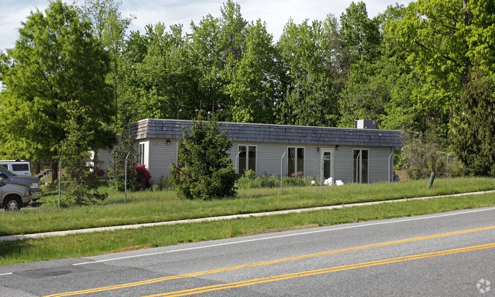 More Photos Of 1301 Trimble Rd, Edgewood Warehouse For Sale