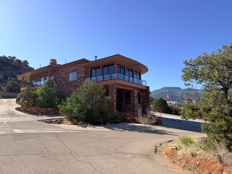 More Photos Of 1125 N Hovi Hills Dr, Cedar City Office For Sale
