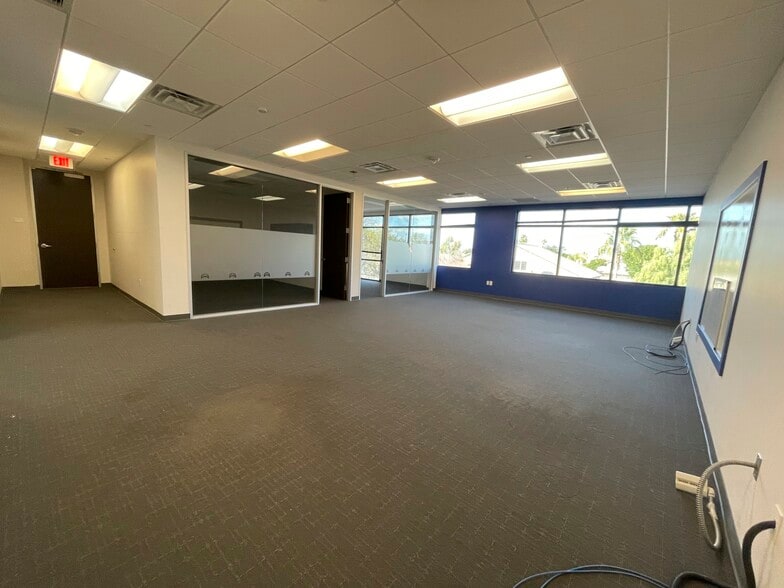 More Photos Of 1482 E Williams Field Rd, Gilbert Unknown For Lease