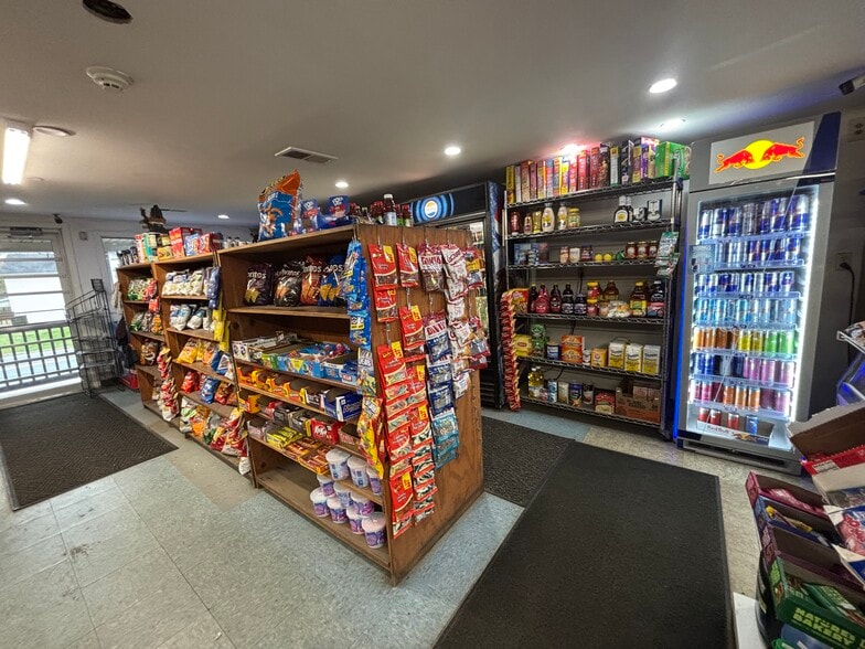More Photos Of 3 Hamilton Rd, Pine Bush Convenience Store For Sale