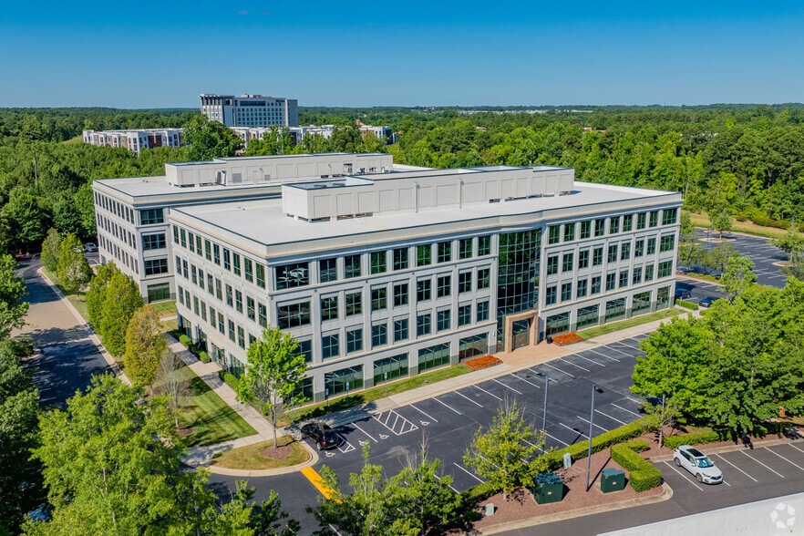 More Photos Of 8020 Arco Corporate Dr, Raleigh Unknown For Lease