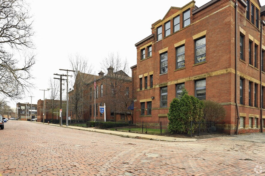 More Photos Of 1320 Sumner Ct, Cleveland Office For Lease