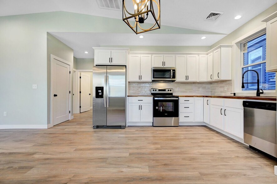 More Photos Of 119 Prospect Ave, Scranton Multifamily For Sale