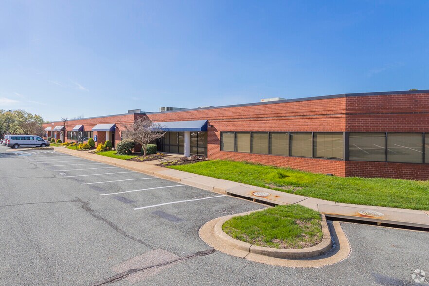 More Photos Of 4351-4395 Nicole Dr, Lanham Research And Development For Lease