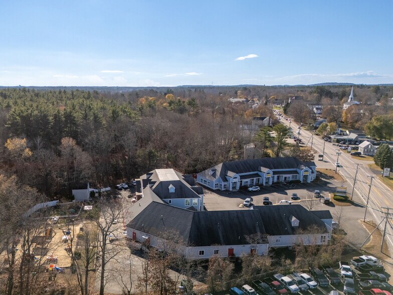 More Photos Of 105 Lafayette Rd, Hampton Falls Freestanding For Sale