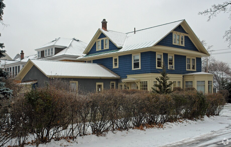 More Photos Of 1214 Union St, Schenectady Medical For Sale