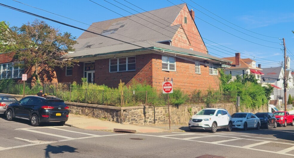 More Photos Of 208 N 5th Ave, Mount Vernon Specialty For Sale