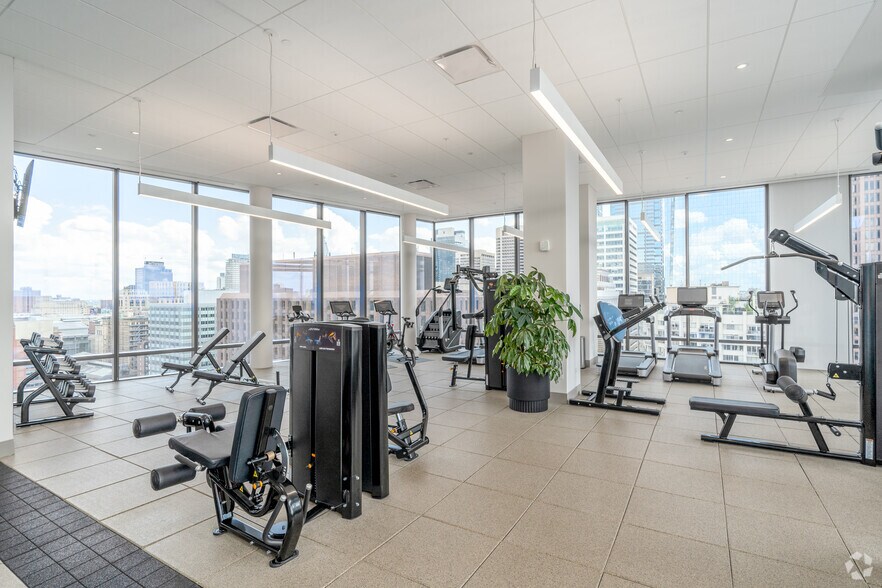 More Photos Of 1701 Race St, Philadelphia Apartments For Lease