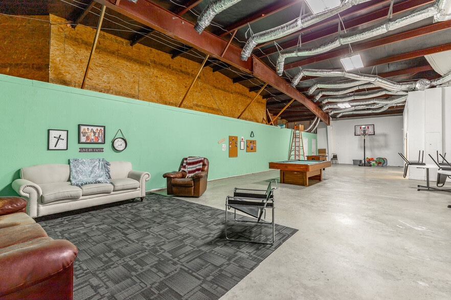 More Photos Of 4501 Oak Hill Rd, Chattanooga Religious Facility For Sale