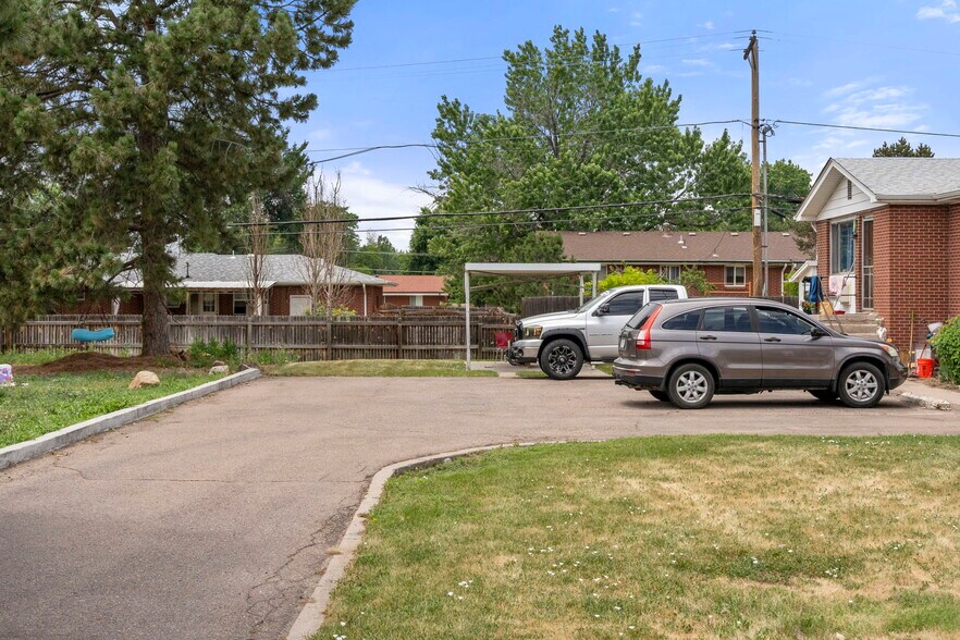 More Photos Of 115 S 18th Ave, Brighton Apartments For Sale