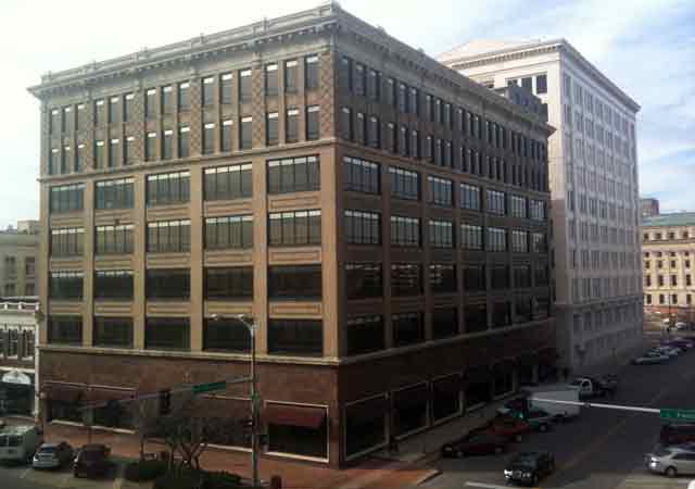 More Photos Of 901 S Kansas Ave, Topeka Office For Sale