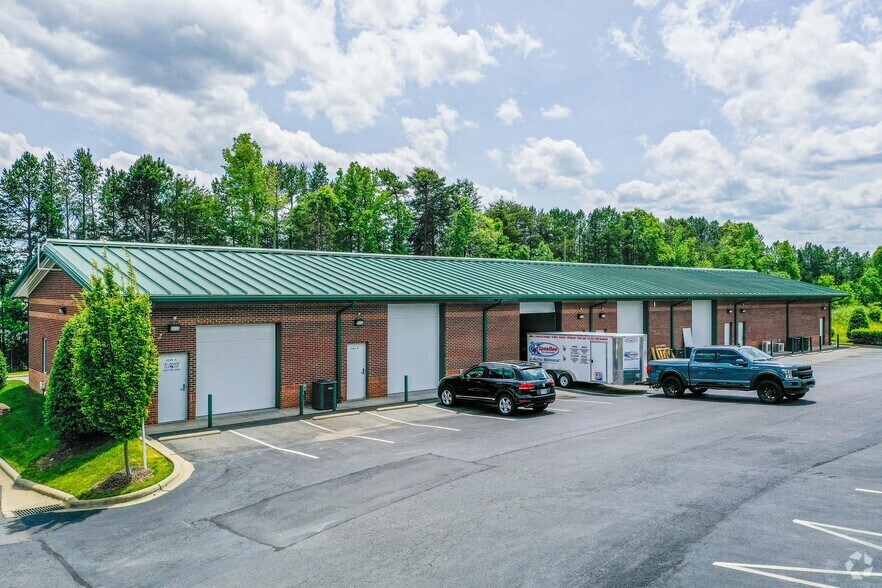 Primary Photo Of 2024 Independence Commerce Dr, Matthews Showroom For Lease