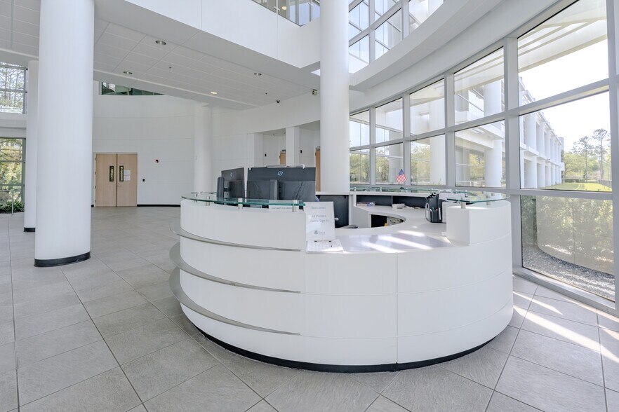 More Photos Of 12650 Ingenuity Dr, Orlando Office For Lease