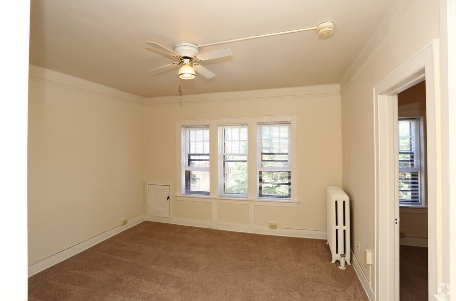 More Photos Of 846 N 15th St, Milwaukee Apartments For Sale
