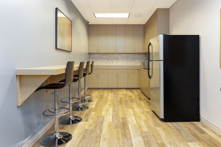 More Photos Of 26632 Towne Centre Dr, Foothill Ranch Coworking Space