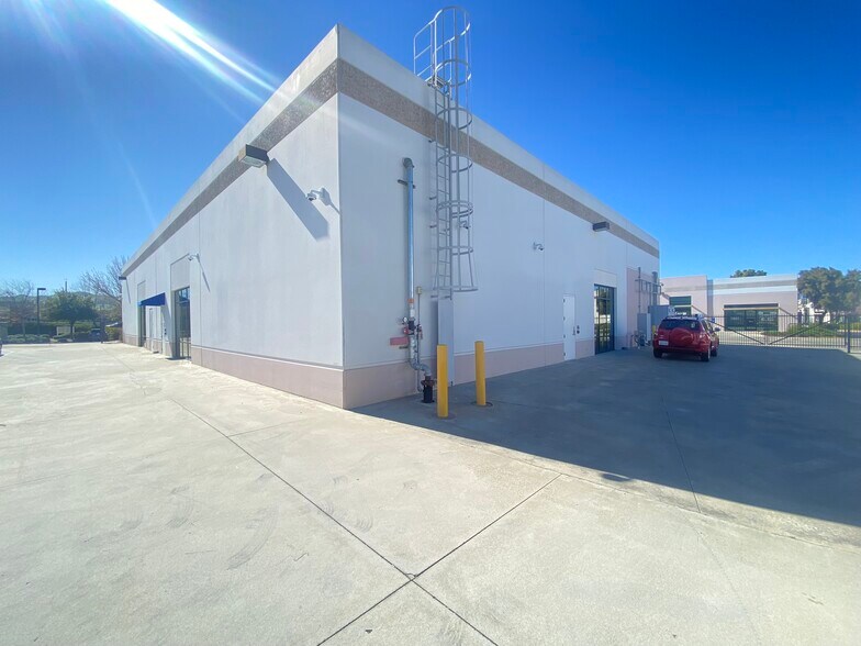 More Photos Of 2508 Verne Roberts Cir, Antioch Research And Development For Sale