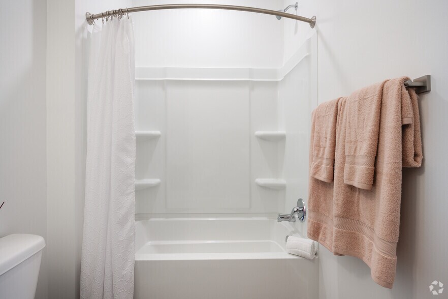 More Photos Of 6800 White Horse Rd, Greenville Apartments For Sale