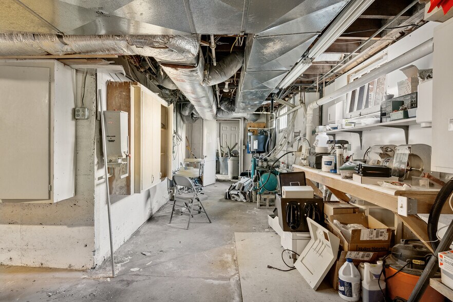 More Photos Of 614 S Main St, Blacksburg Medical For Sale