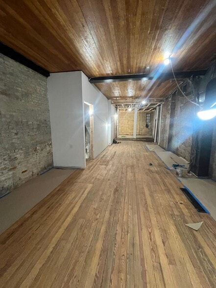 More Photos Of 629 Main St, Cincinnati Office For Lease