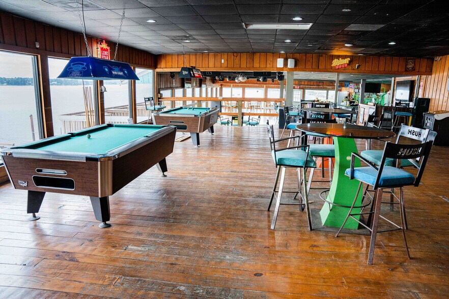 More Photos Of 371 Navaho Trl, Onalaska Hotel For Sale