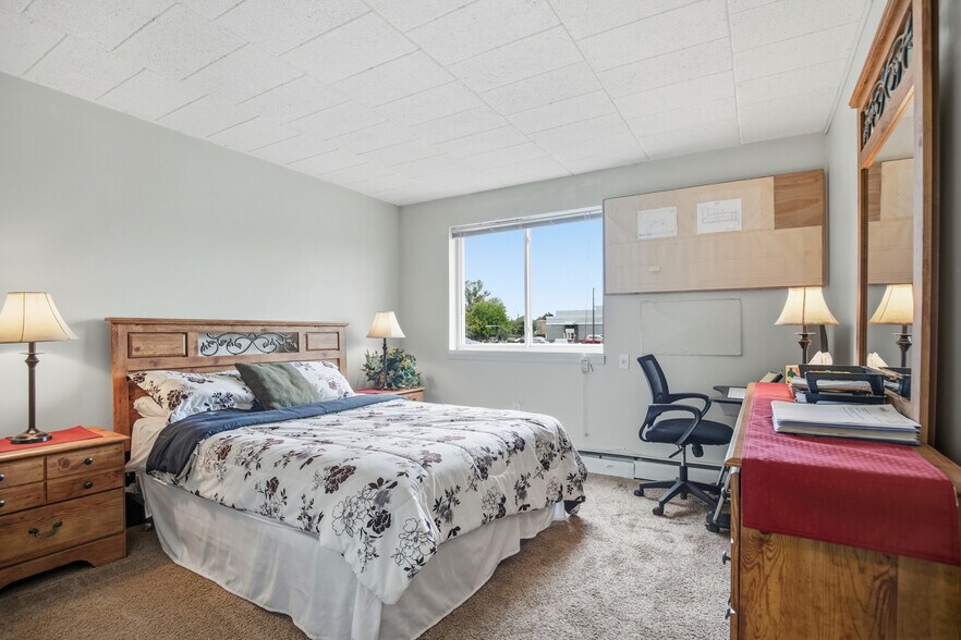 More Photos Of 279 S Black Horse Pike, Mount Ephraim Apartments For Sale