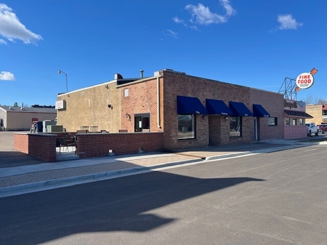 Primary Photo Of 124 1st Ave W, Shakopee Bar For Sale