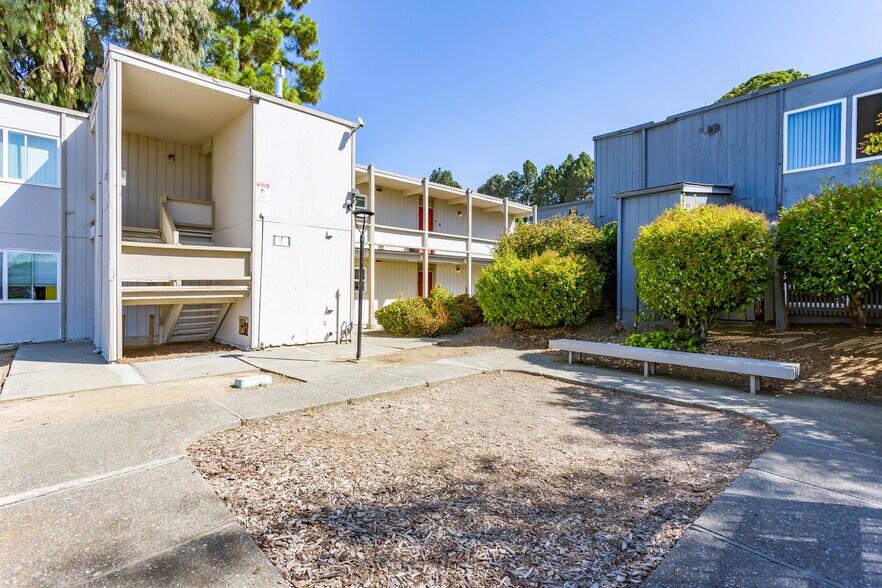 More Photos Of 201 Avian Dr, Vallejo Apartments For Sale