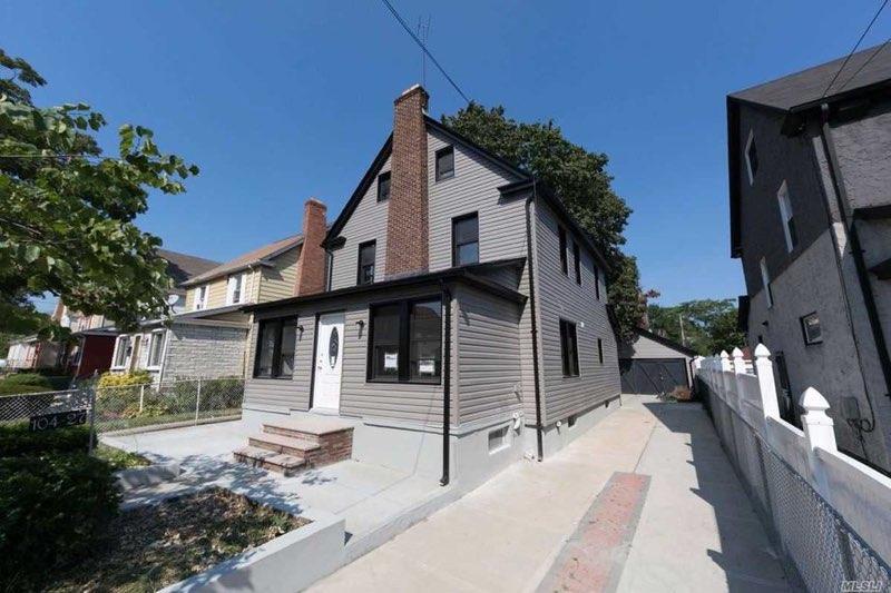 Primary Photo Of 10427 196th St, Saint Albans Office Residential For Lease